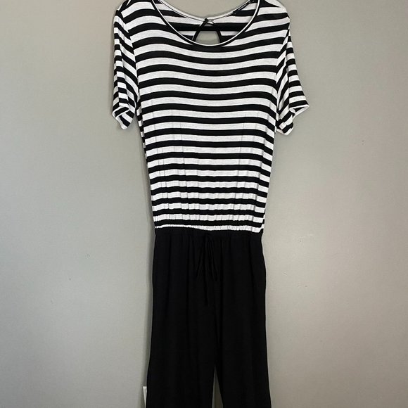 Flowy Annabelle Black and White Striped Jumpsuit - Picture 1 of 4